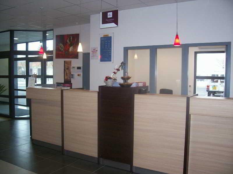 B&B Hotel Perpignan Saleilles Bagian luar foto