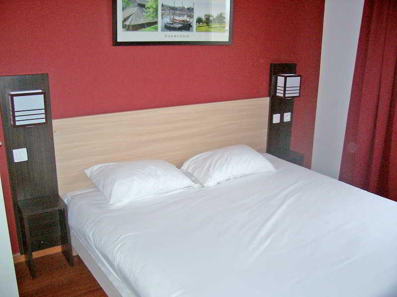 B&B Hotel Perpignan Saleilles Bagian luar foto