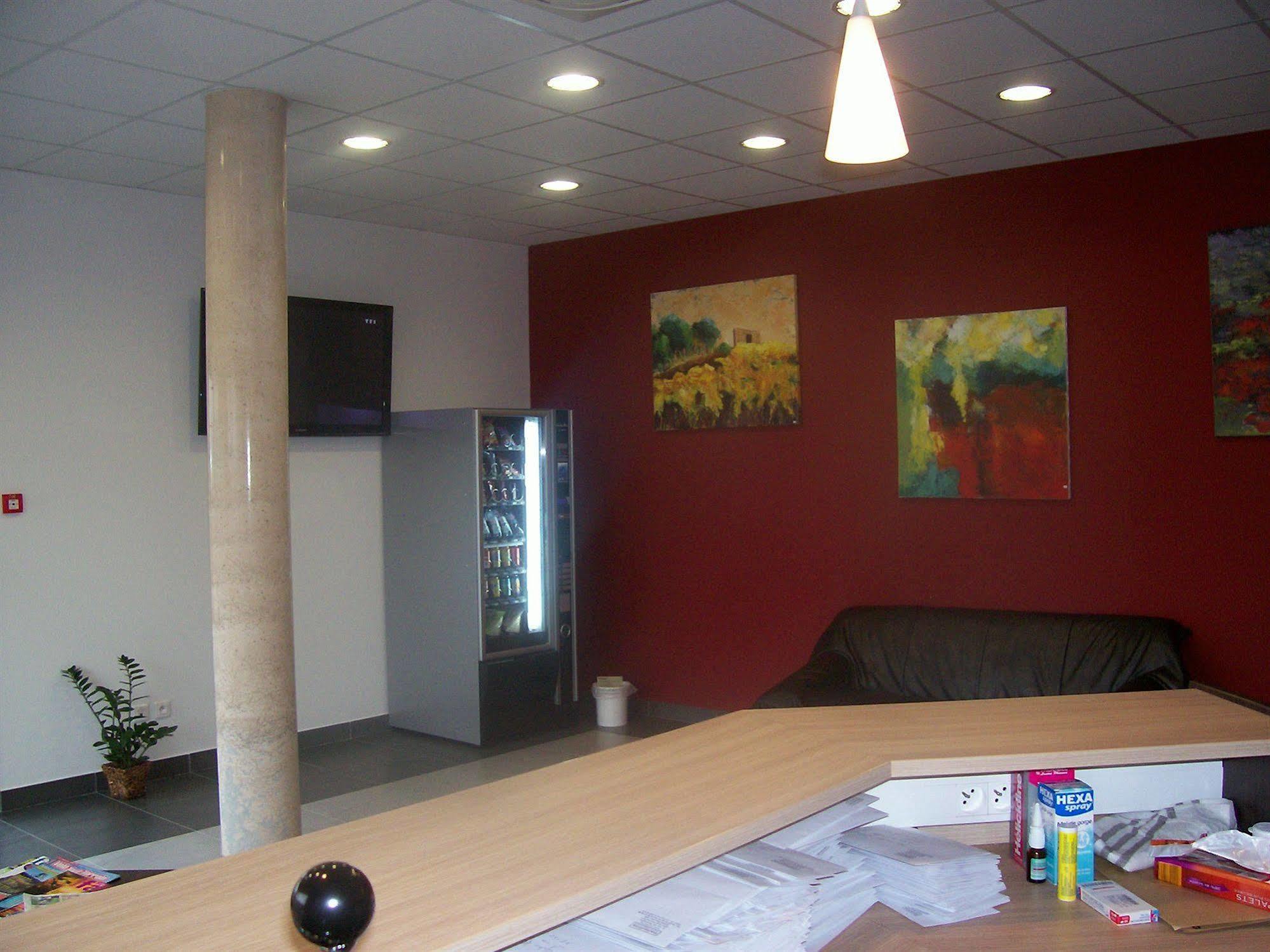 B&B Hotel Perpignan Saleilles Bagian luar foto