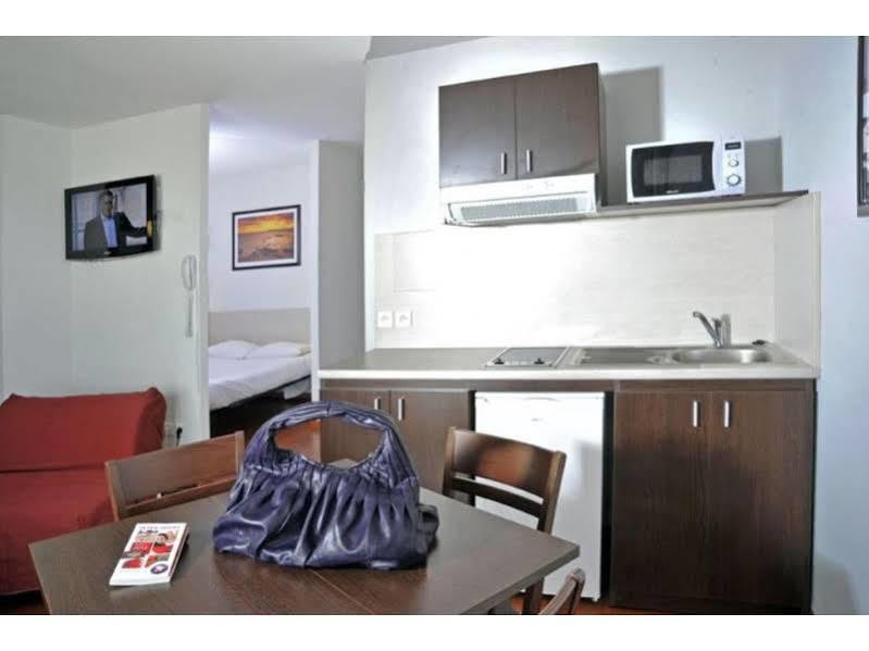 B&B Hotel Perpignan Saleilles Bagian luar foto